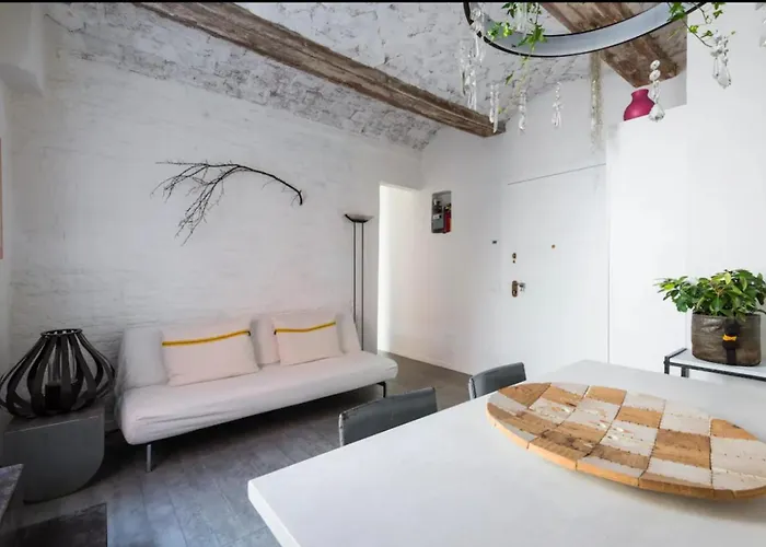 Rua Muro 82 Incantevole Nido Accanto A Osteria Francescana *