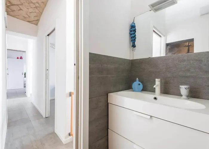 Rua Muro 82 Incantevole Nido Accanto A Osteria Francescana Διαμέρισμα